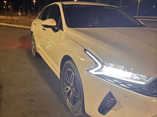 2020 Kia K5 III, белый, 2500000 рублей, вид 2