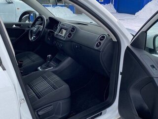 2015 Volkswagen Tiguan I Рестайлинг, белый, 1550000 рублей, вид 5