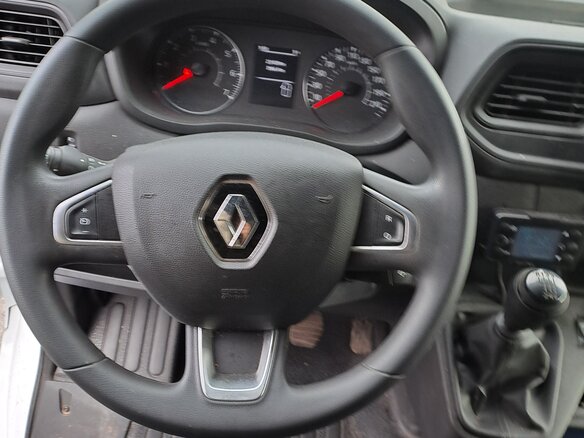 2021 Renault Master, белый, 3850000 рублей - вид 5