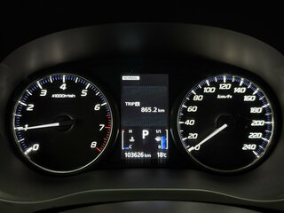 2020 Mitsubishi Outlander III Рестайлинг 3, белый, 2485000 рублей, вид 5