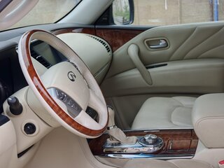 2016 Infiniti QX80 I Рестайлинг, белый, 3400000 рублей, вид 3