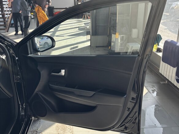2011 Kia Rio III, чёрный, 650000 рублей - вид 16