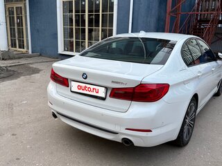 2019 BMW 5 серии 520d VII (G30/G31/G38), белый, 4200000 рублей, вид 5