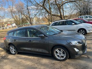 2019 Ford Focus IV, серый, 1560000 рублей, вид 4
