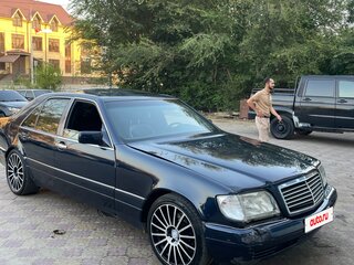 1996 Mercedes-Benz S-Класс 320 III (W140) Рестайлинг, синий, 360000 рублей, вид 2