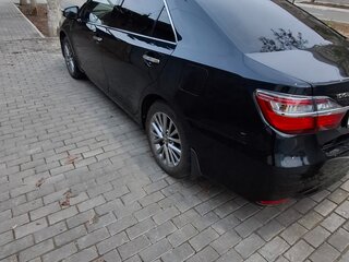 2015 Toyota Camry VII (XV50) Рестайлинг, синий, 2700000 рублей, вид 5
