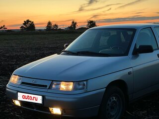 2003 Lada (ВАЗ) 2110, серебристый, 550000 рублей, вид 2