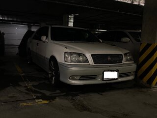 2001 Toyota Crown XI (S170), белый, 1400000 рублей, вид 3