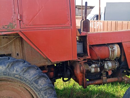 1989 ТКЗ КЗС-3 (Русь), красный, 450000 рублей, вид 2