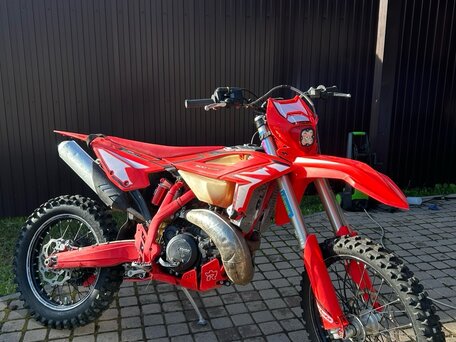 2023 Beta RR 2T 250/300, красный, 650000 рублей, вид 1