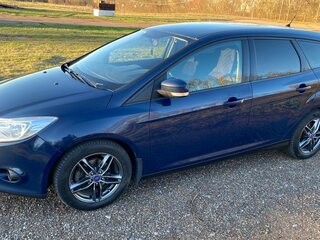 2013 Ford Focus III, синий, 610000 рублей, вид 4