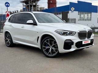 2019 BMW X5 40i IV (G05/G18), белый, 6300000 рублей, вид 3