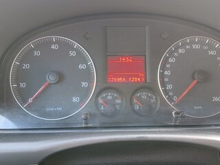 2008 Volkswagen Touran I Рестайлинг, серебристый, 600000 рублей, вид 5