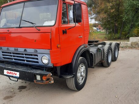 1990 КамАЗ 54112, красный, 350000 рублей, вид 1