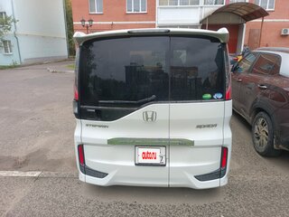 2019 Honda Stepwgn Spada V Рестайлинг, белый, 2400000 рублей, вид 3