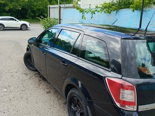 2011 Opel Astra H Рестайлинг, чёрный, 660000 рублей, вид 4