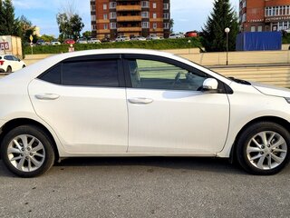2013 Toyota Corolla XI (E160, E170, E180), белый, 990000 рублей, вид 4