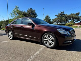 2011 Mercedes-Benz E-Класс 350 IV (W212, S212, C207), коричневый, 1570000 рублей, вид 2