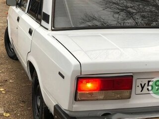 2005 Lada (ВАЗ) 2105, белый, 190000 рублей, вид 3