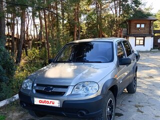 2011 Chevrolet Niva I Рестайлинг, серый, 520000 рублей, вид 1