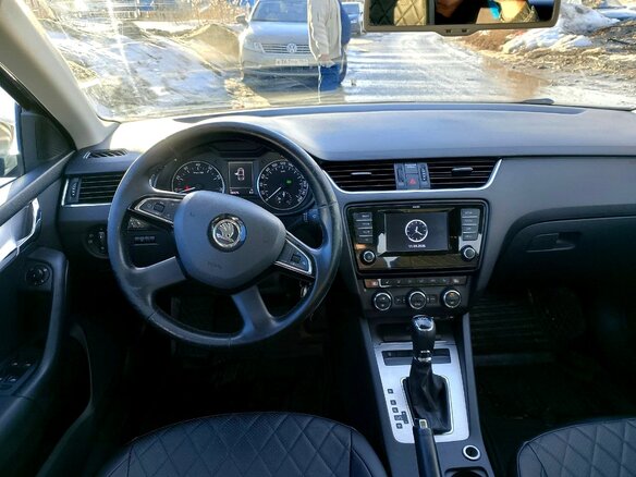 2013 Skoda Octavia III (A7), коричневый, 1100000 рублей - вид 6