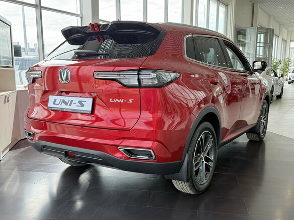 2025 Changan UNI-S I, красный - вид 3