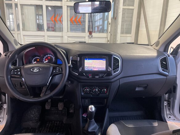 2016 Lada (ВАЗ) XRAY I, серебристый, 820000 рублей - вид 9