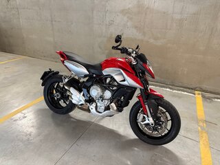 MV Agusta Rivale 800