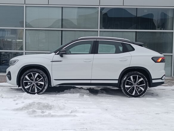 2024 Volkswagen Tayron X I Рестайлинг, белый, 5000000 рублей - вид 1
