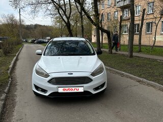 2018 Ford Focus III Рестайлинг, белый, 700000 рублей, вид 3