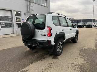 2026 Lada (ВАЗ) Niva Travel I Рестайлинг, белый, 1717000 рублей, вид 4