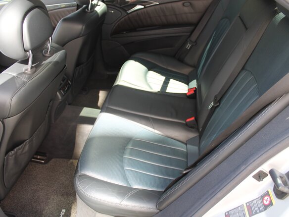 2003 Mercedes-Benz E-Класс AMG 55 AMG III (W211, S211), серебристый, 2100000 рублей - вид 26