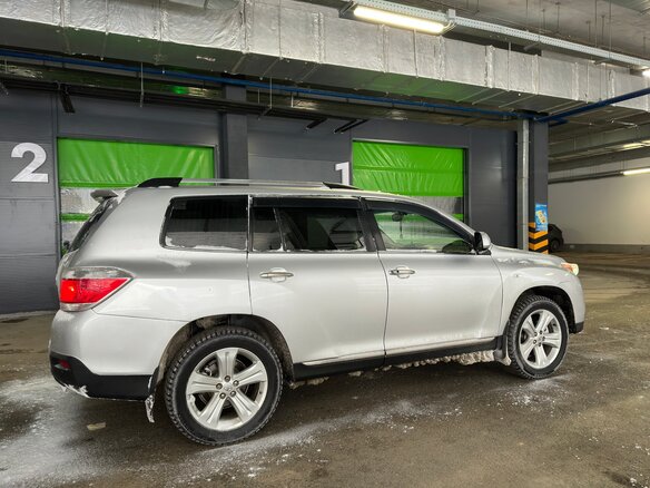 2011 Toyota Highlander II (XU40) Рестайлинг, серебристый, 1499000 рублей - вид 3