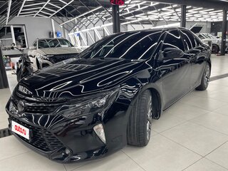2014 Toyota Camry VII (XV50), чёрный, 1900000 рублей, вид 1