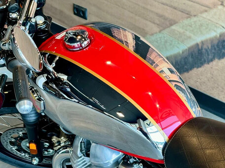 2024 Royal Enfield Interceptor, серебристый, 650000 рублей, вид 5