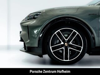 2026 Porsche Cayenne S Electric IV, зелёный, 21440000 рублей, вид 1