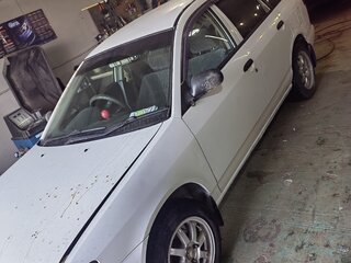 2000 Mazda Familia VIII (BJ), белый, 300000 рублей, вид 1