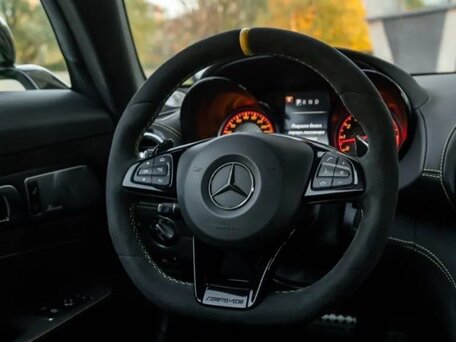 2017 Mercedes-Benz AMG GT R I Рестайлинг, зелёный, 13000000 рублей, вид 3