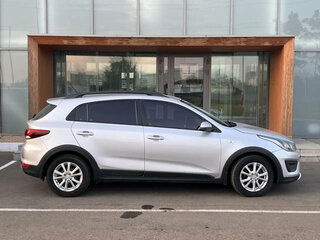 2018 Kia Rio X-Line IV, серебристый, 1235000 рублей, вид 5