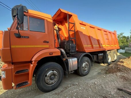 2017 КамАЗ 65201, оранжевый, 2100000 рублей, вид 3