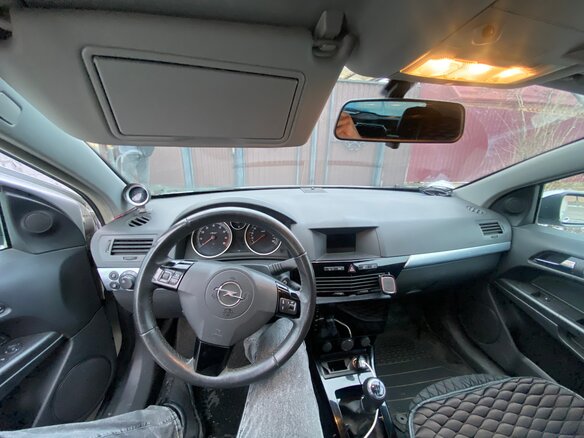 2007 Opel Astra GTC H Рестайлинг, серебристый, 410000 рублей - вид 5