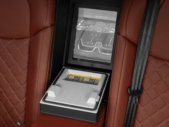 2022 Audi S8 IV (D5) Рестайлинг, чёрный, 11440000 рублей - вид 31