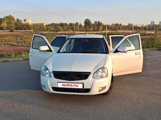 2015 Lada (ВАЗ) Priora I Рестайлинг, белый, 550000 рублей, вид 2