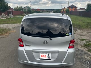 2010 Honda Freed I, серебристый, 985000 рублей, вид 4