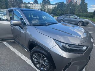 2025 Toyota RAV4 V (XA50), серебристый, 3850000 рублей, вид 1