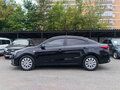 2022 Kia Rio IV Рестайлинг, чёрный - вид 2