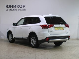 2018 Mitsubishi Outlander III Рестайлинг 2, белый, 2049000 рублей, вид 4