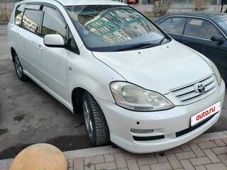 2004 Toyota Ipsum II (M20) Рестайлинг, белый, 799000 рублей, вид 1
