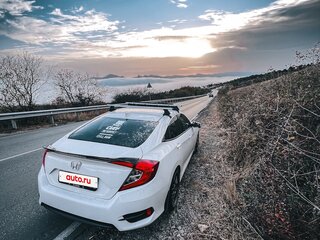 2017 Honda Civic X, белый, 1650000 рублей, вид 2