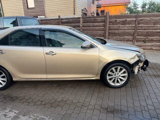 2012 Toyota Camry VII (XV50), бежевый, 950000 рублей, вид 4